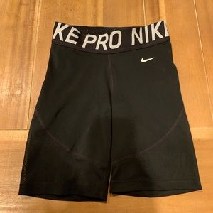 Nike Pro Mesh Biker Shorts